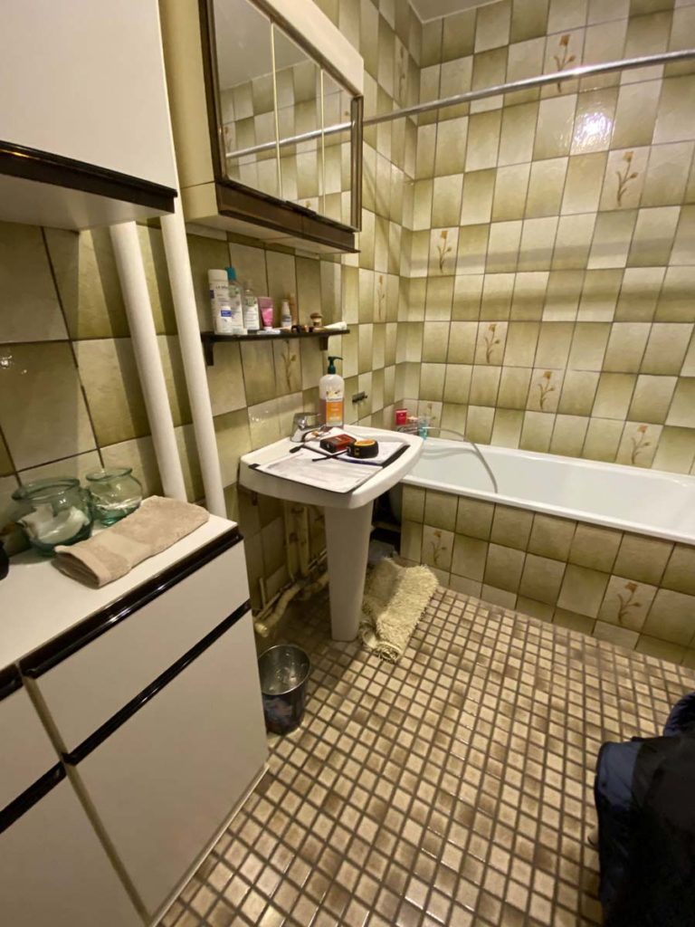 salle de bains accessible